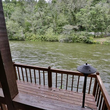 Heaven On The Toccoa Where You Will Enjoy The Sites And Sounds Of The Toccoa River Mineral Bluff Exterior photo