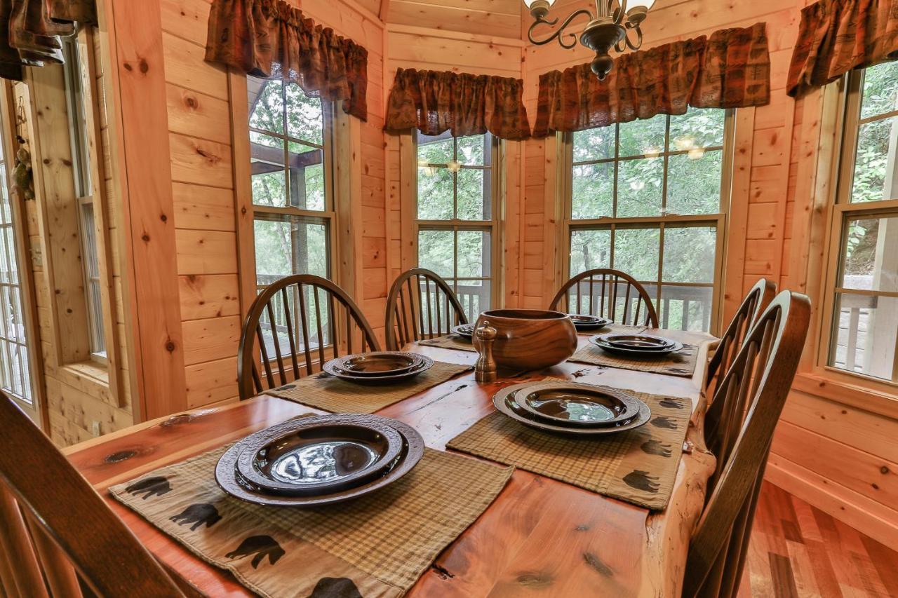 Heaven On The Toccoa Where You Will Enjoy The Sites And Sounds Of The Toccoa River Mineral Bluff Exterior photo